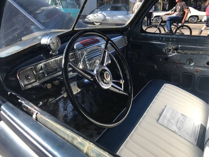 Plymouth-P15-1948-Blue-White-Blue-4