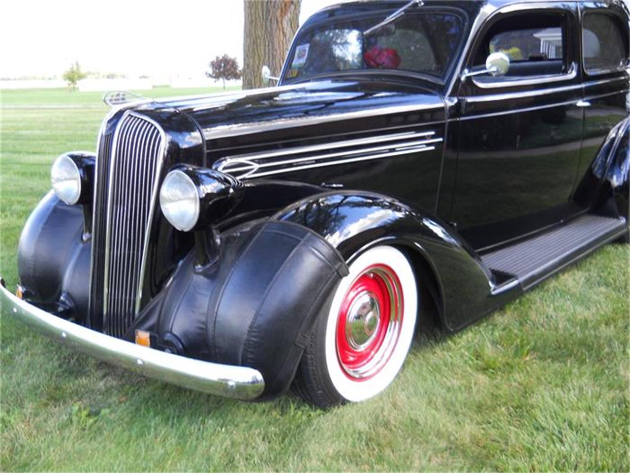 Plymouth-P2-1936-Black-Gray-12