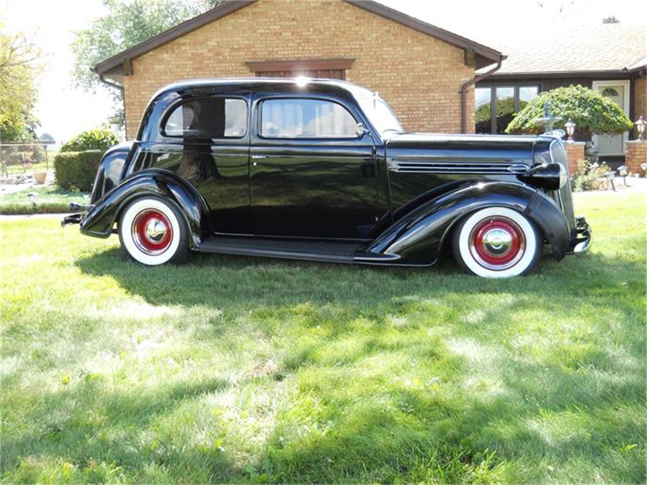Plymouth-P2-1936-Black-Gray-13