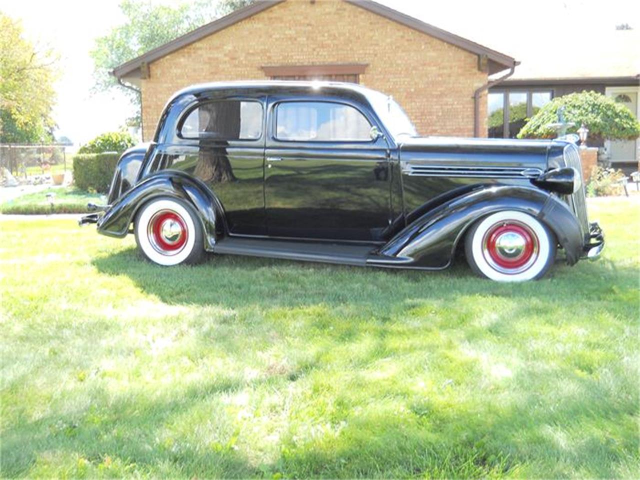 Plymouth-P2-1936-Black-Gray-14