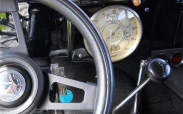 Plymouth-P2-1936-Black-Gray-23