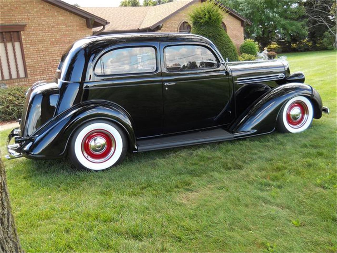 Plymouth-P2-1936-Black-Gray-31