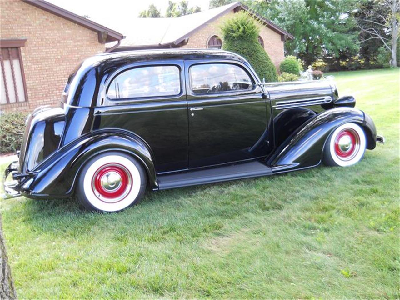 Plymouth-P2-1936-Black-Gray-34