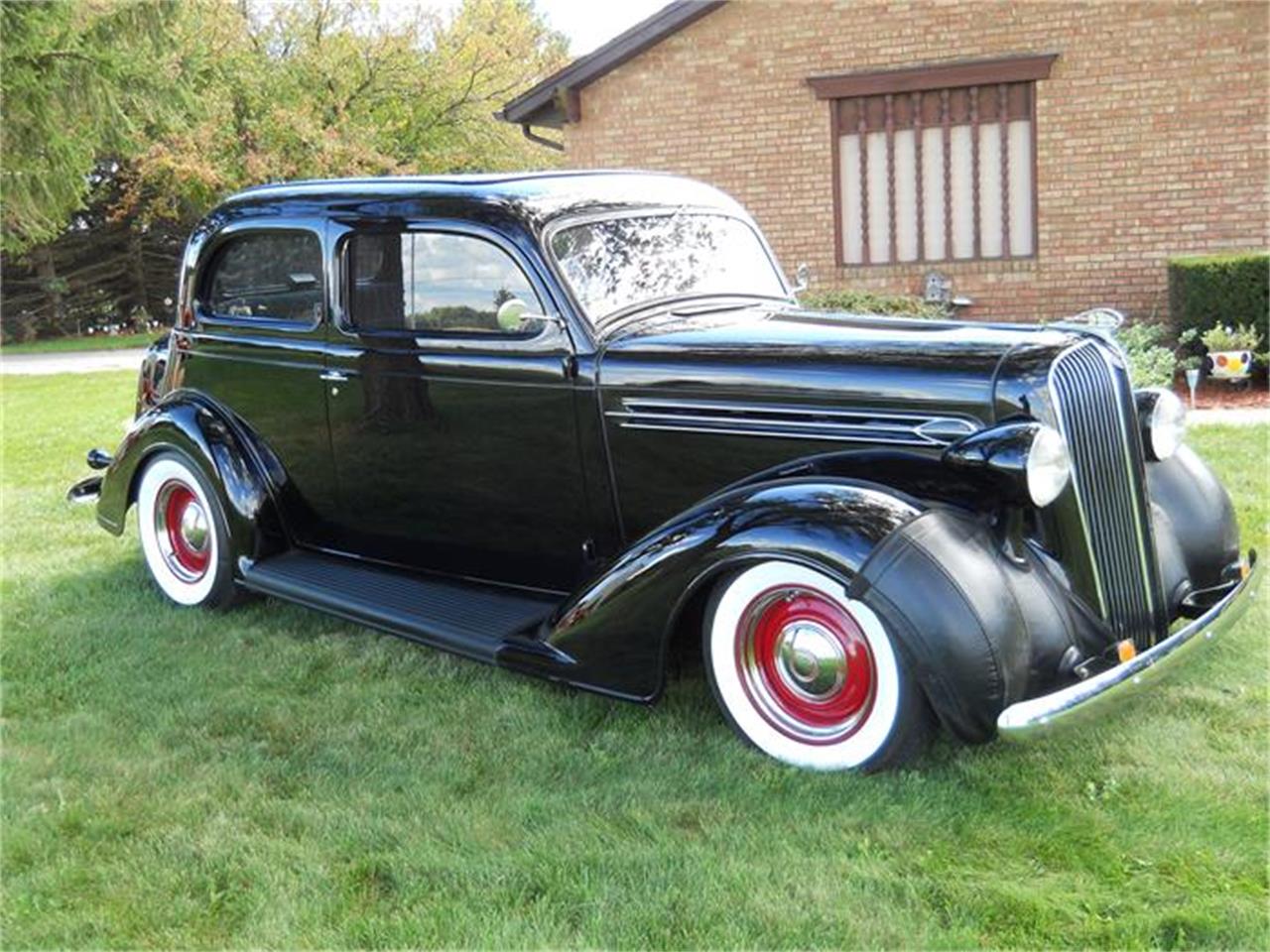 Plymouth-P2-1936-Black-Gray-7