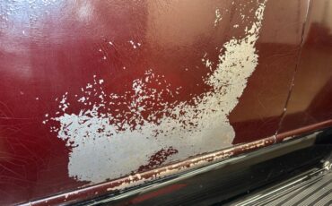 Plymouth-Pb-1932-Dark-Maroon-Saddle-34