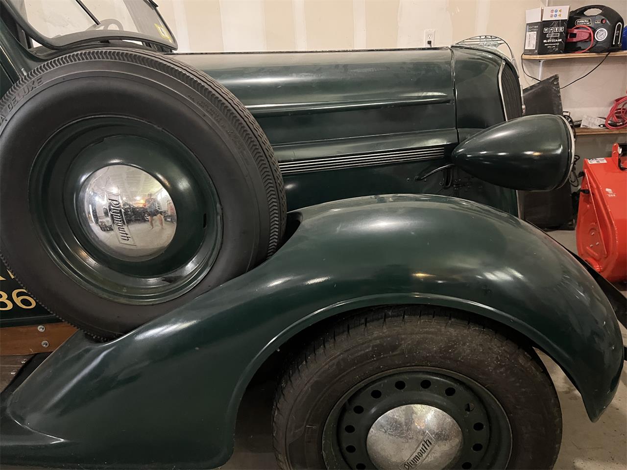 Plymouth-Pt-50-1937-Green-Tan-4