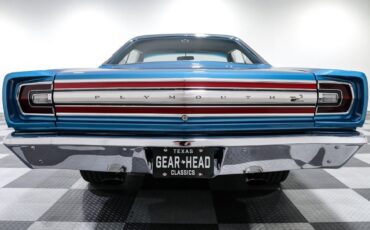 Plymouth-Road-Runner-1968-7