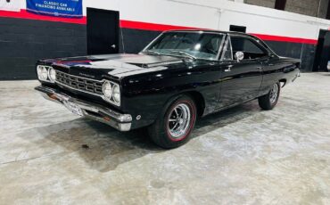 Plymouth-Road-Runner-1968-Coupe