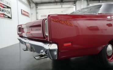 Plymouth-Road-Runner-1969-13