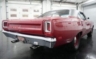 Plymouth-Road-Runner-1969-17