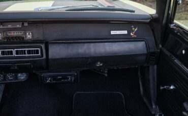 Plymouth-Road-Runner-1969-2-Door-33