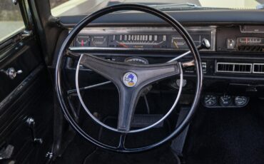 Plymouth-Road-Runner-1969-2-Door-34