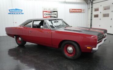 Plymouth-Road-Runner-1969-20
