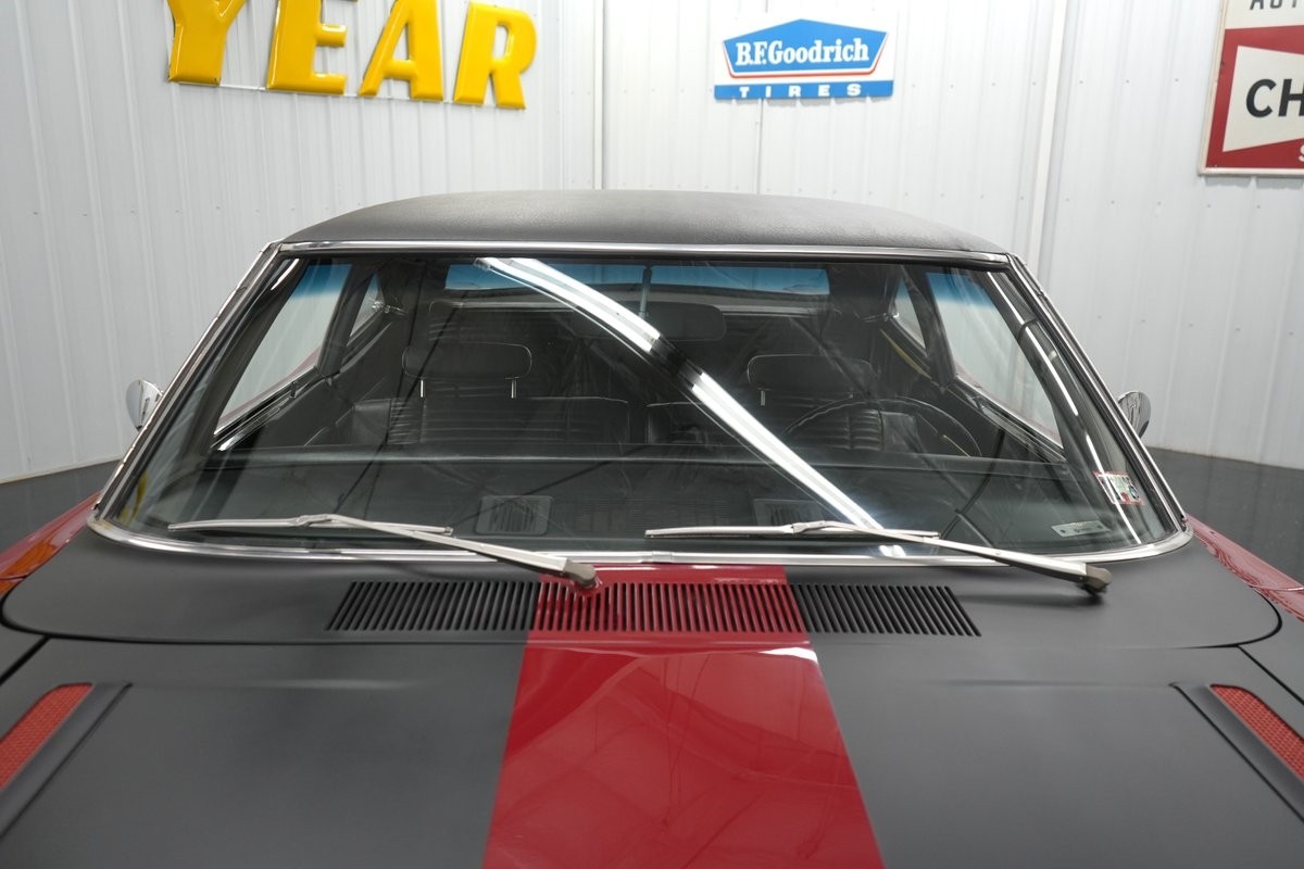Plymouth-Road-Runner-1969-27