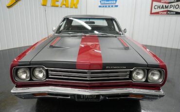 Plymouth-Road-Runner-1969-28