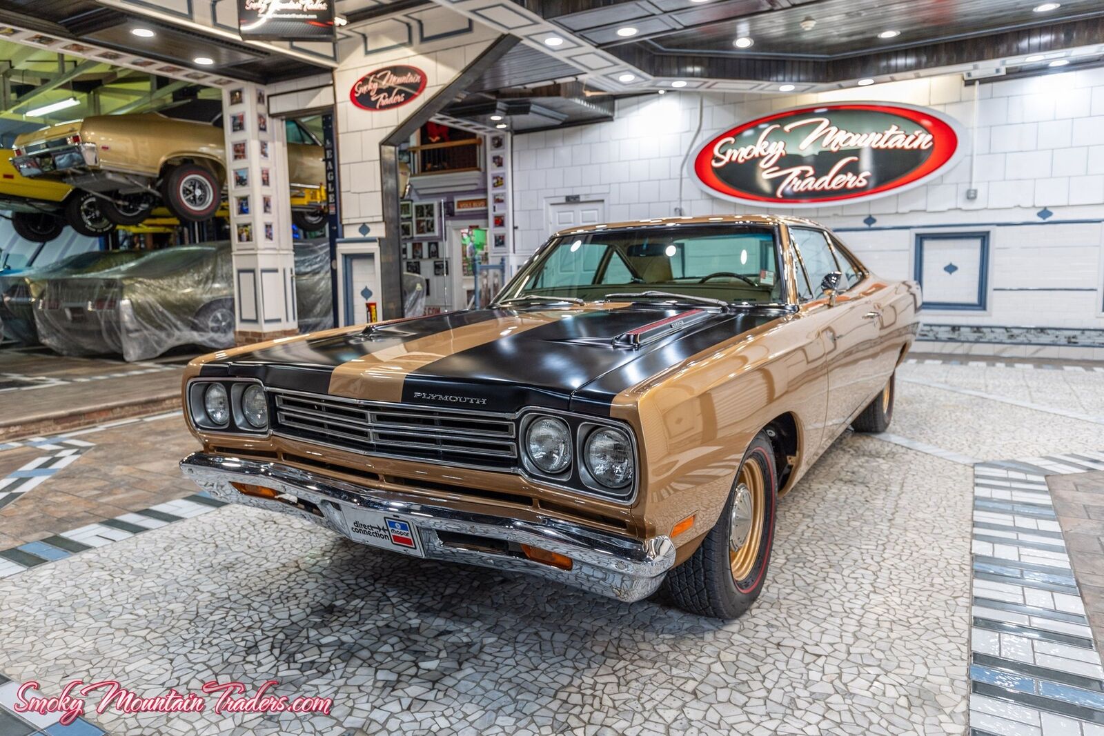 Plymouth-Road-Runner-1969