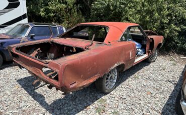 Plymouth-Road-Runner-1970-1