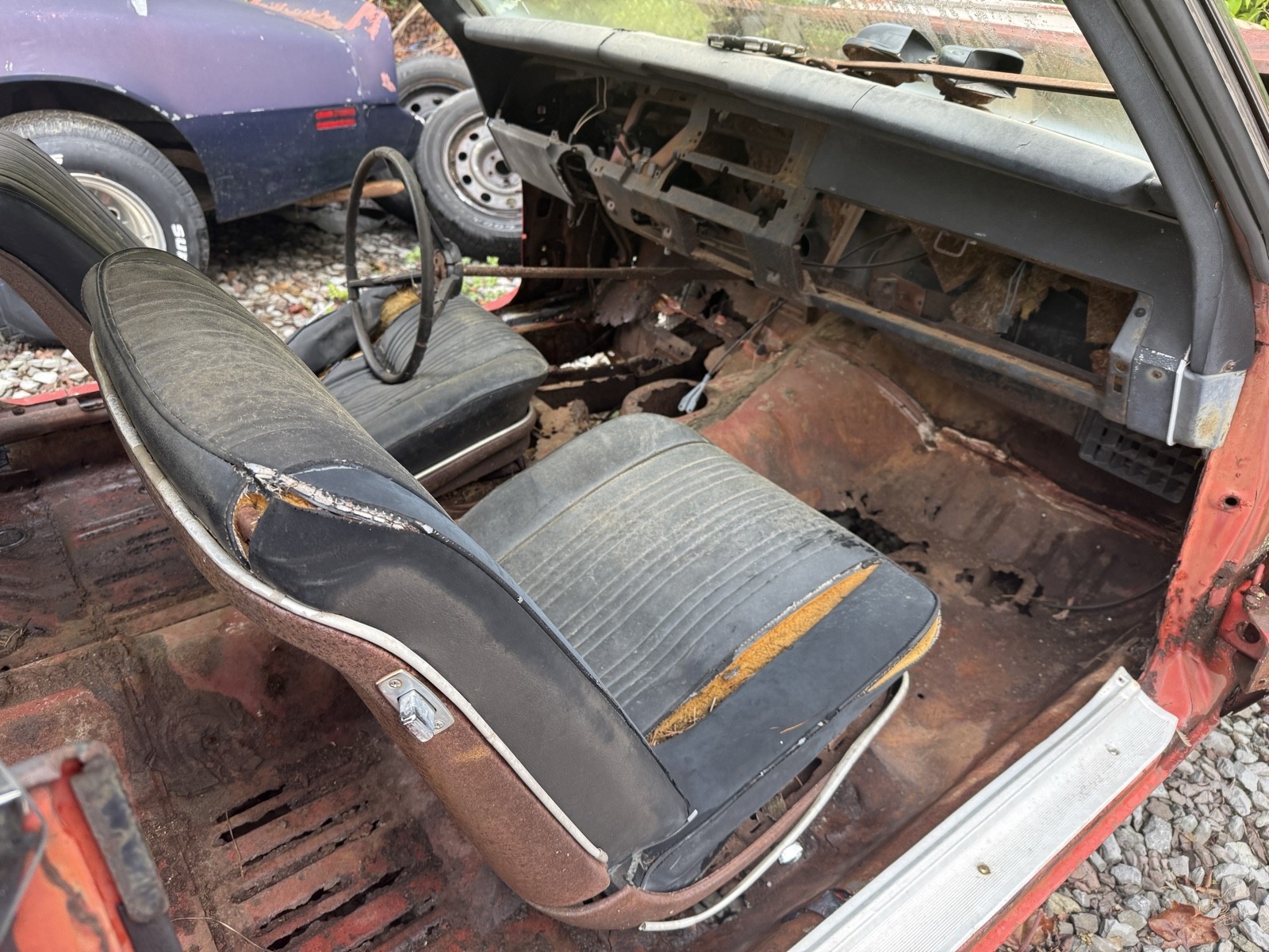 Plymouth-Road-Runner-1970-21