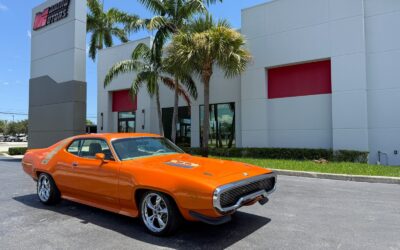 Plymouth Road Runner 1971 --