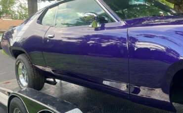 Plymouth-Road-Runner-1971-Coupe-1
