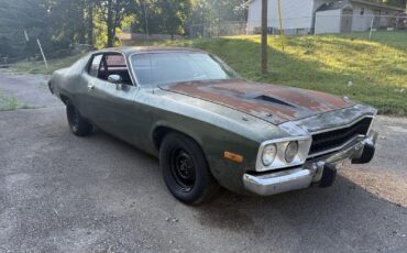 Plymouth-Road-Runner-1973-12