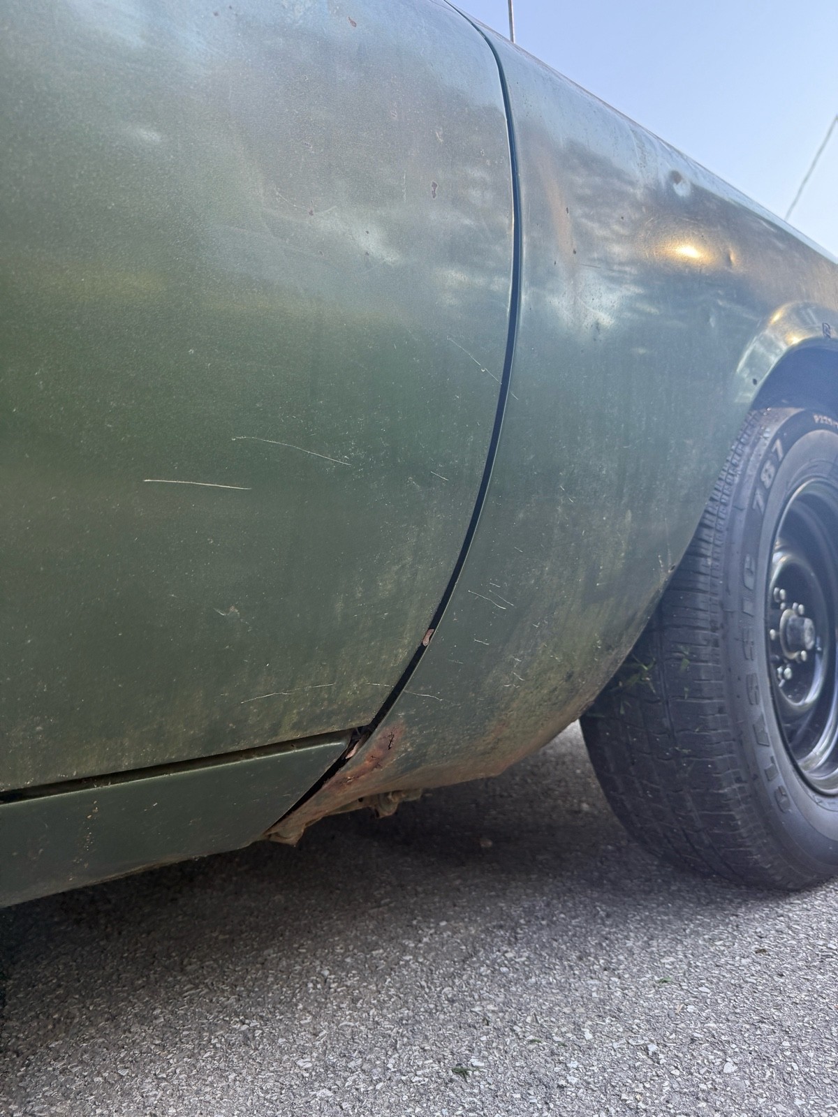 Plymouth-Road-Runner-1973-15