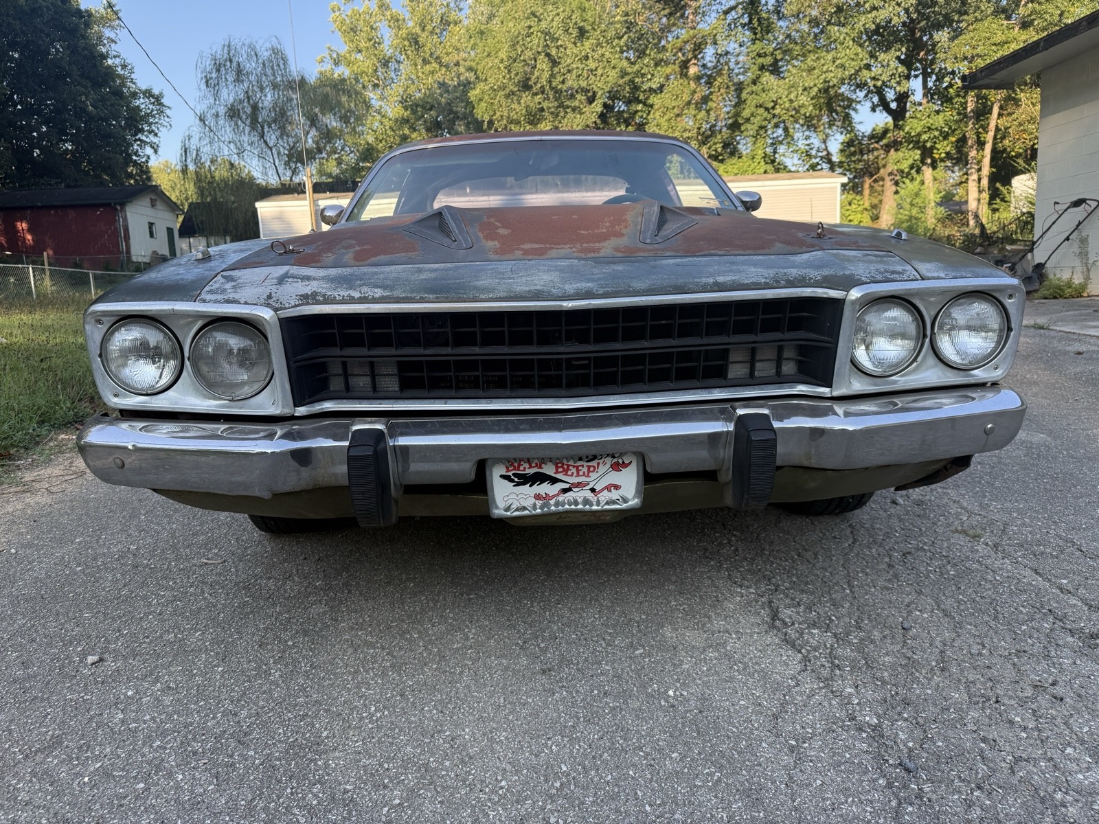 Plymouth-Road-Runner-1973-3