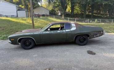 Plymouth-Road-Runner-1973-6