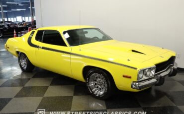 Plymouth-Road-Runner-1973-Coupe-13