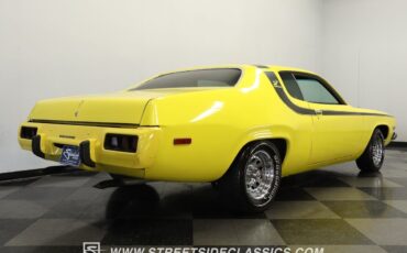 Plymouth-Road-Runner-1973-Coupe-25