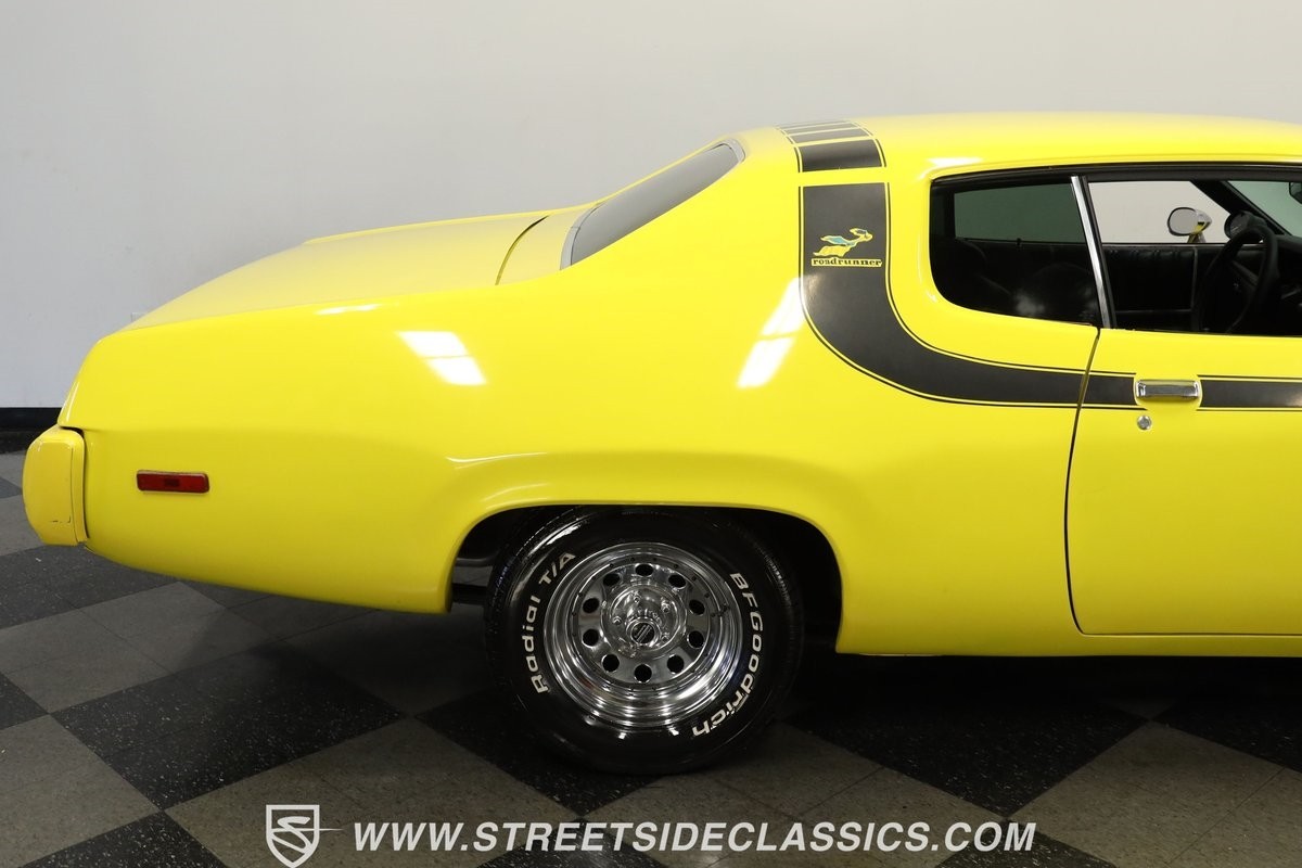 Plymouth-Road-Runner-1973-Coupe-27