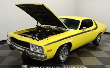 Plymouth-Road-Runner-1973-Coupe-29