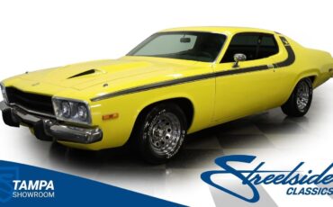 Plymouth-Road-Runner-1973-Coupe