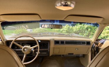 Plymouth-Road-Runner-1975-Coupe-21