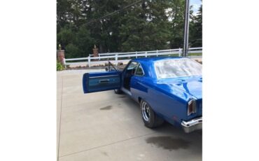 Plymouth-Road-runner-1969-Jamaica-Blue-Blue-4