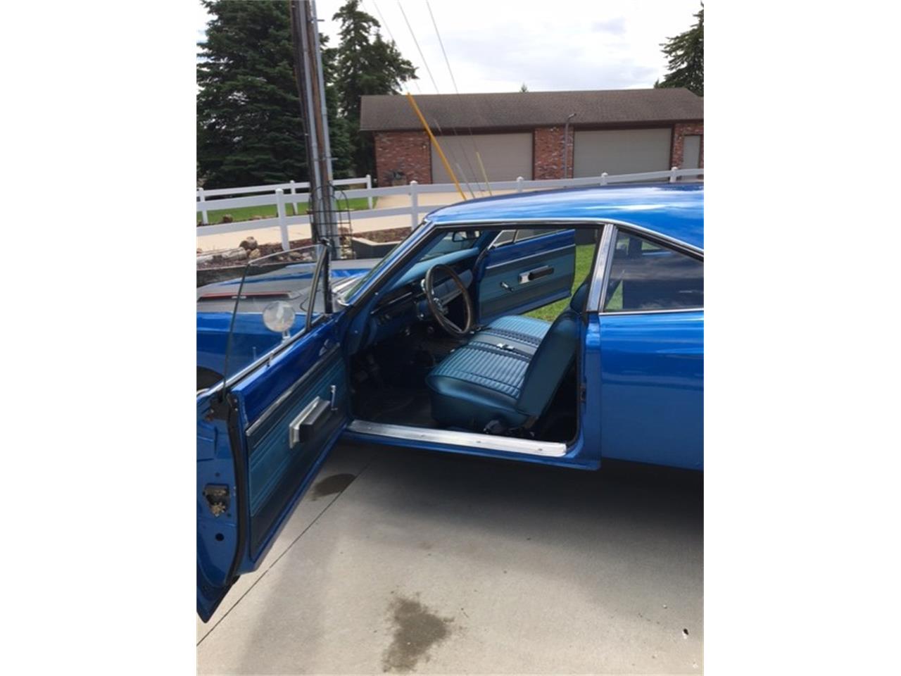 Plymouth-Road-runner-1969-Jamaica-Blue-Blue-7