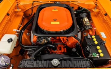Plymouth-Road-runner-1969-Orange-1