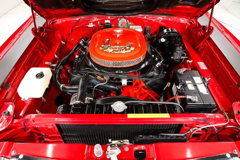 Plymouth-Road-runner-1969-Scorch-Red-Black-3