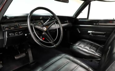Plymouth-Road-runner-1969-Scorch-Red-Black