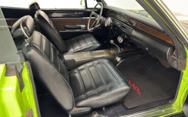 Plymouth-Road-runner-1969-Sublime-Green-Black-19