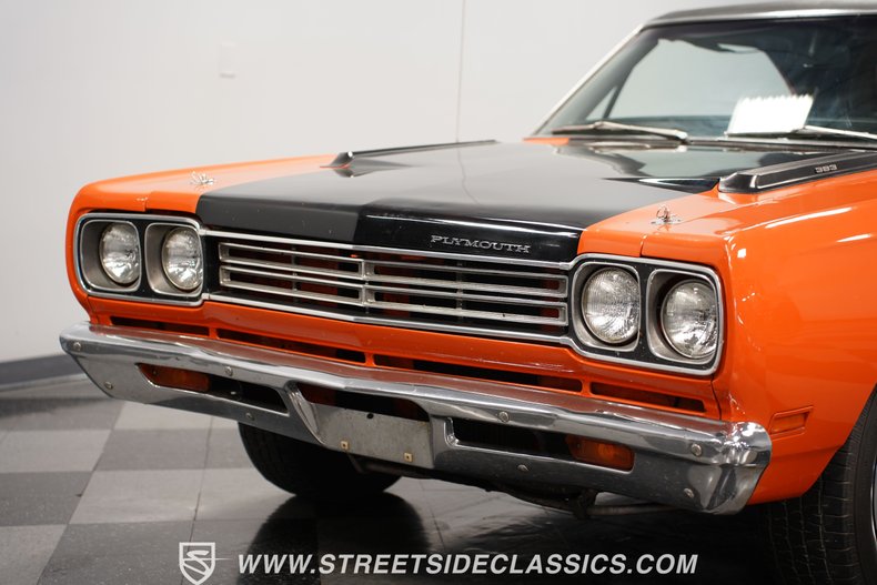 Plymouth-Road-runner-1969-Vitamin-C-Black-10