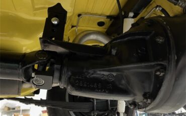 Plymouth-Road-runner-1969-Yellow-Black-15