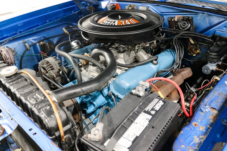 Plymouth-Road-runner-1971-BLUE-Blue-11
