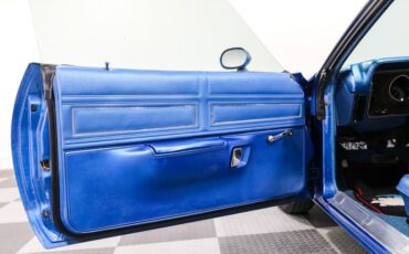 Plymouth-Road-runner-1971-BLUE-Blue-12