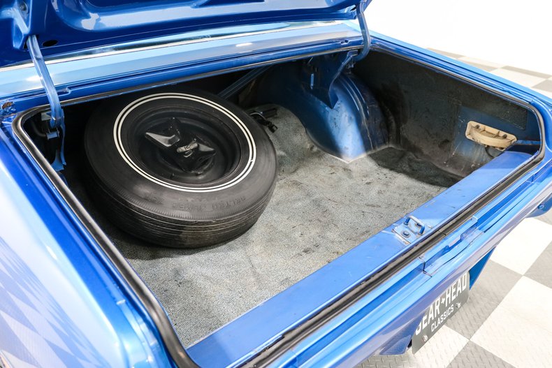 Plymouth-Road-runner-1971-BLUE-Blue-22