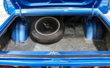 Plymouth-Road-runner-1971-BLUE-Blue-23