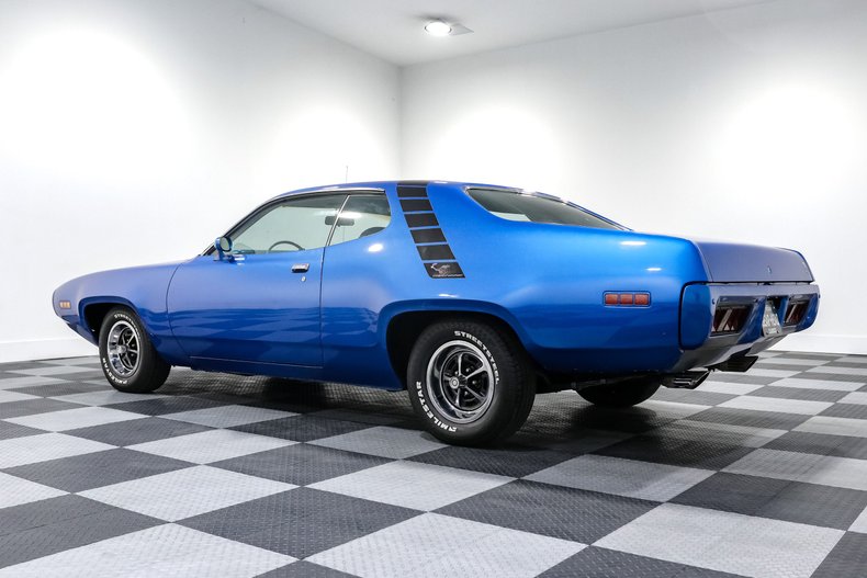 Plymouth-Road-runner-1971-BLUE-Blue-5