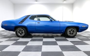 Plymouth-Road-runner-1971-BLUE-Blue-8