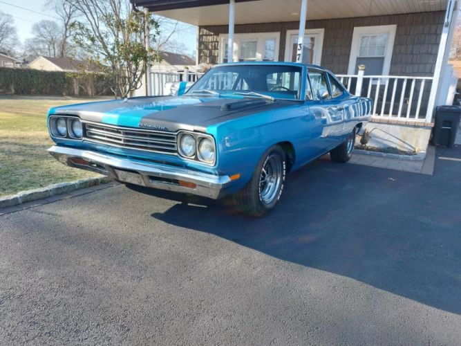 Plymouth-Roadrunner-1969-Blue-12