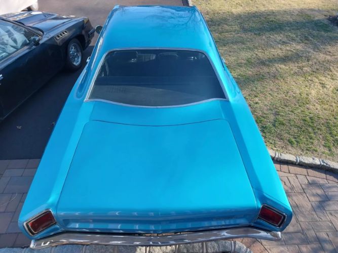 Plymouth-Roadrunner-1969-Blue-4